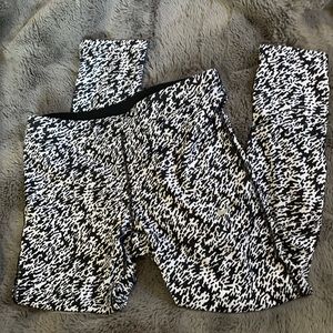 Nike crop leggings size small